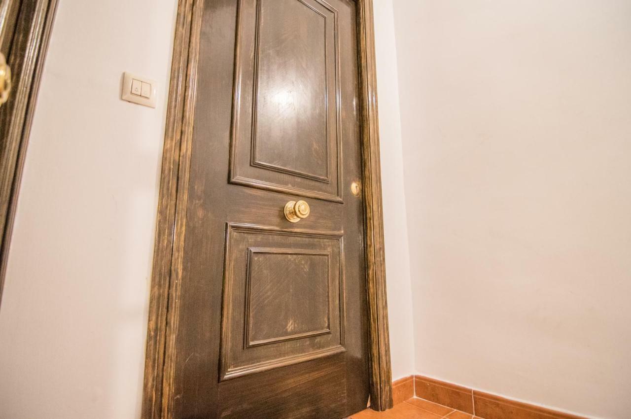 Tuguest Plaza Nueva Apartment Гранада Екстер'єр фото