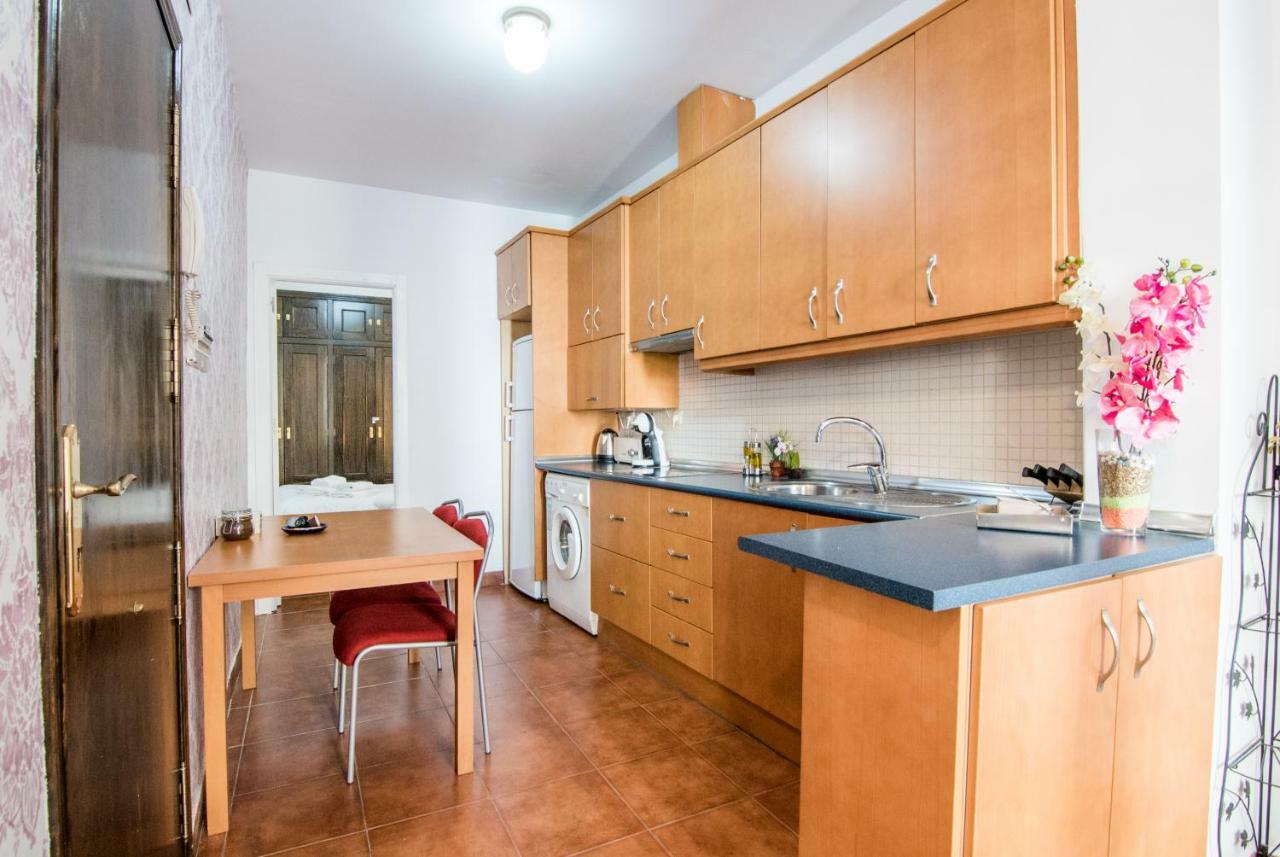 Tuguest Plaza Nueva Apartment Гранада Екстер'єр фото